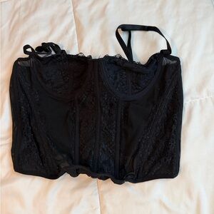 Chic Black Lace Crop Top